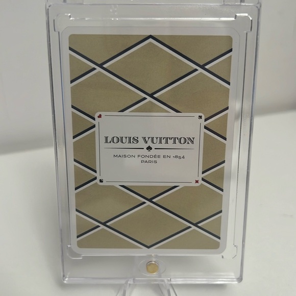 Louis Vuitton Playing Card ♦️ 9